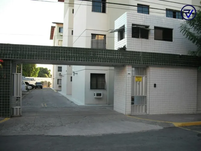 Apartamento à venda no Montese - Fortaleza