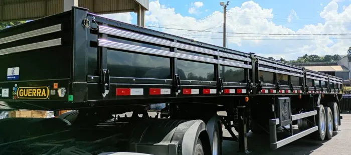 CARRETA GUERRA LS GRADE BAIXA 12 PINOS PARA CONTAINER ASSOALHO FERRO