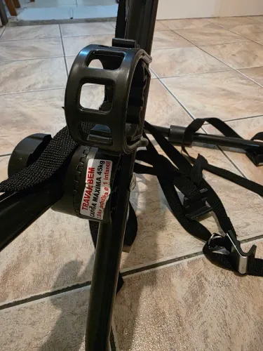Vende suporte de bicicleta para carro