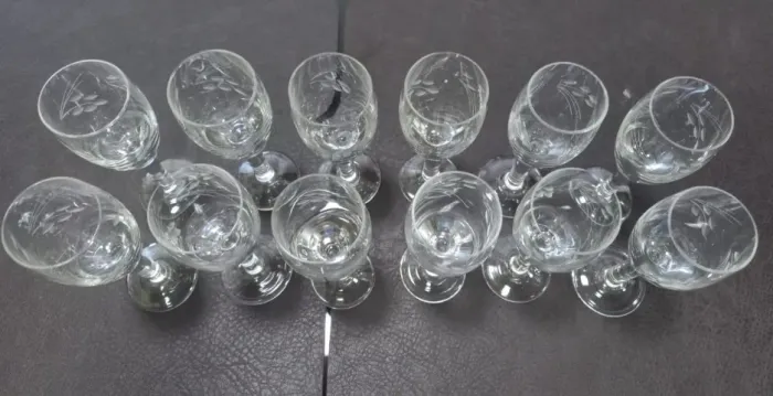 vendo 12 taças de licor cristal blumenau lapidado 