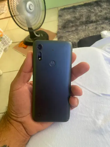 Moto E1