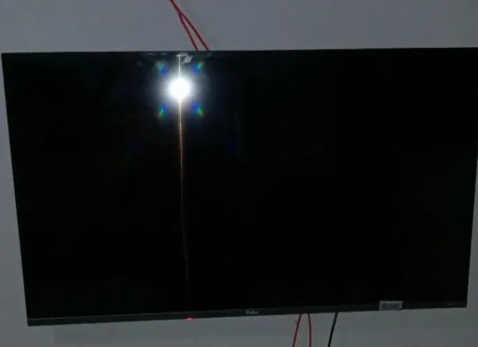 Vendo TV 43 polegadas ainda na garantia da loja