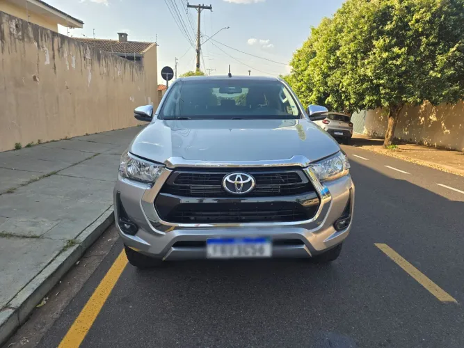 Toyota Hilux CD SRV 4X4 2.8 TDI Diesel Aut. 2022