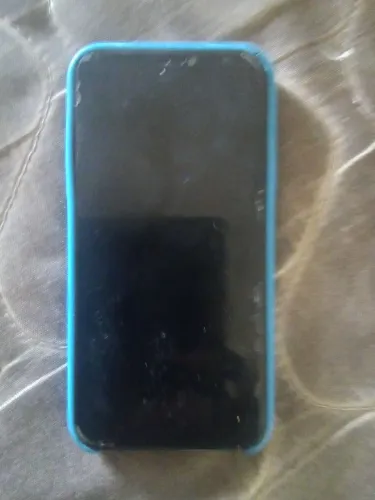 Vendo iphone xs só tem q trocar a placa eo vidro atrás resto funciona certinho