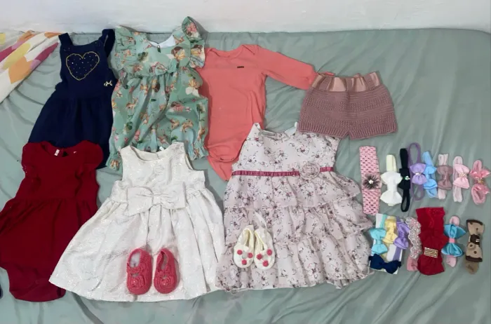 ROUPAS EM ÓTIMO ESTADO 5M a 12M
