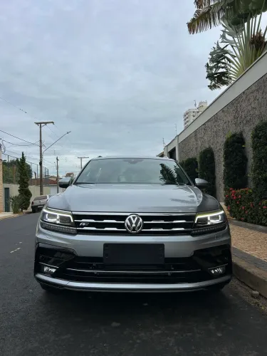 Volkswagen Tiguan Allspac R-line 350 TSI 2.0 4X4 2021