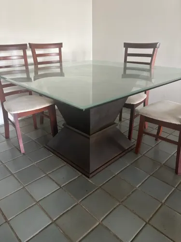 Mesa de jantar 6 cadeiras