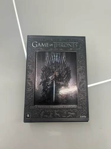 Box DVD colecionador Game Of Thrones primeira temporada