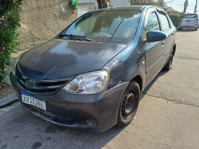 Toyota Etios X Sedan 1.5 Flex 16V 4P Mec. 2016