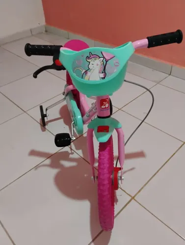 Vendo uma bicicleta bandeirante aro 14