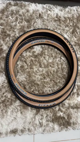 PAR DE PNEUS MAXXIS REKON RACE