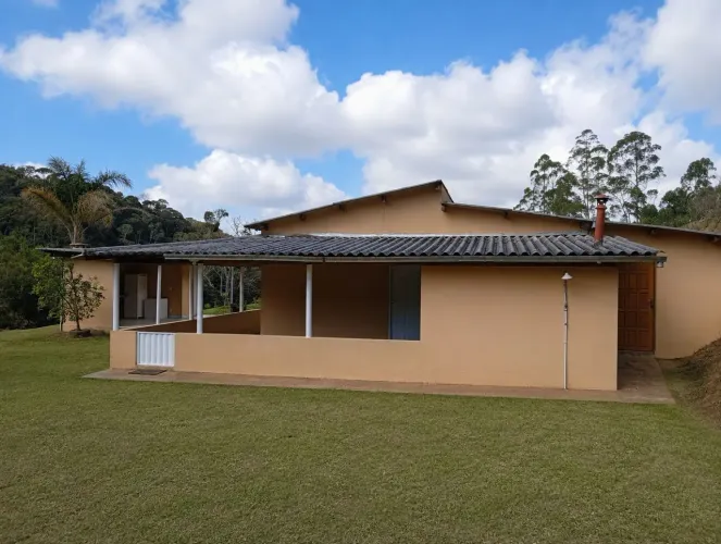Vendo ou troco sitio.