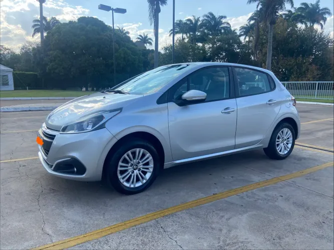 Peugeot 208 Active Pack 1.2 Flex 12V 5P Mec. 2019