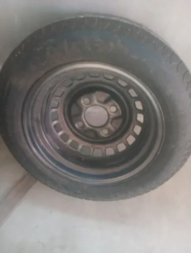 Roda completa mais pneu aro 15