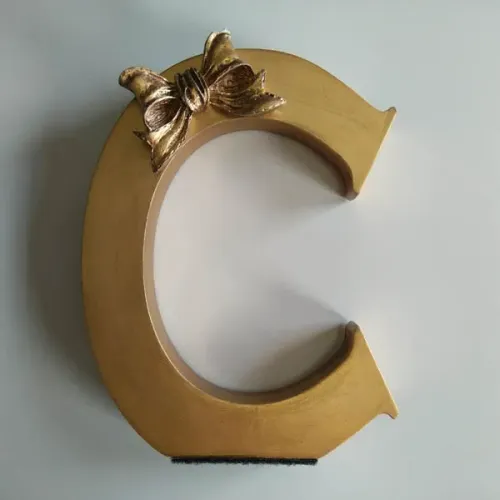 Letra C Decorativa Neném Bebê Recem Nascido Infantil