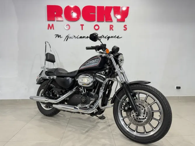 Harley-Davidson XL 883 R