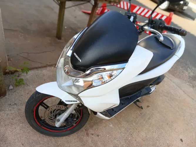 Pcx 2014 vendo ou troco por carro ou moto
