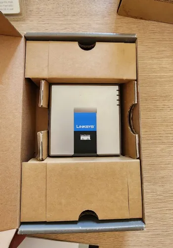 Adaptador Ata Voip Spa2102 Linksys Gateway 2 Portas Fx