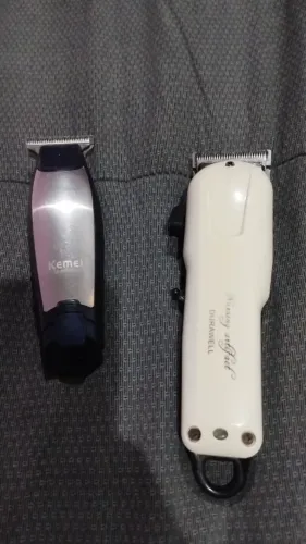 Máquina profissional da kemei sem fio leve 