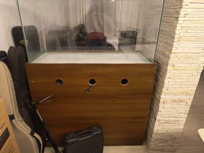 aquário 200l no preço pra sair rápido