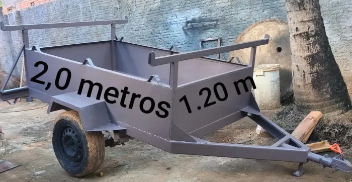 Carretinha reboque para carro
