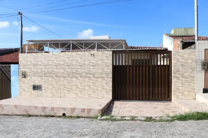 Casa de condomínio para venda tem 60 metros quadrados com 2 quartos em Olaria - Aracaju -