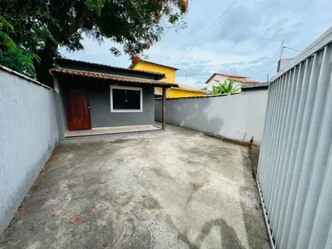 Casa para locação com 2 quartos no Centro - Maricá - RJ