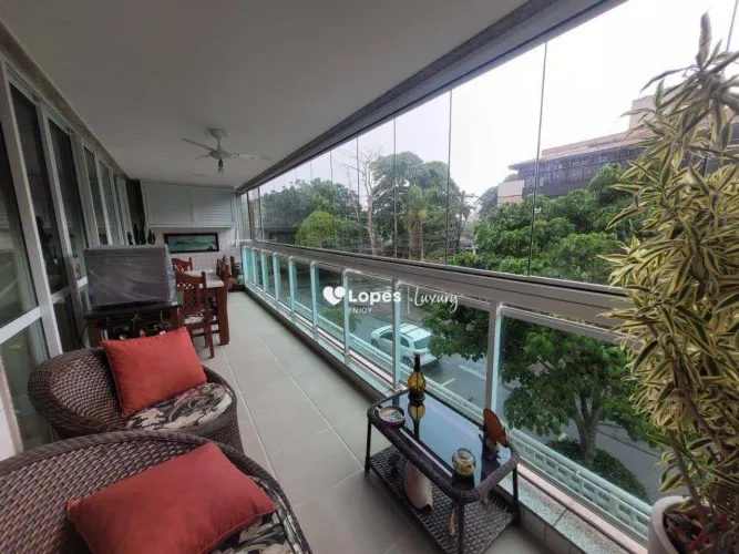 NEWTON FONTOURA REIS Apartamento com 3 quartos 3 suítes à venda, 139 m² - Recreio dos Band