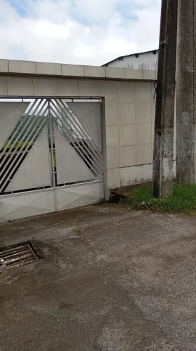 VENDE-SE UMA CASA  EM CATU-BA  R$ 110.000,00