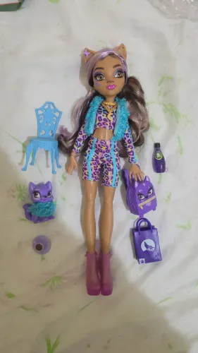 RESERVADA Clawdeen Faboolous Pet