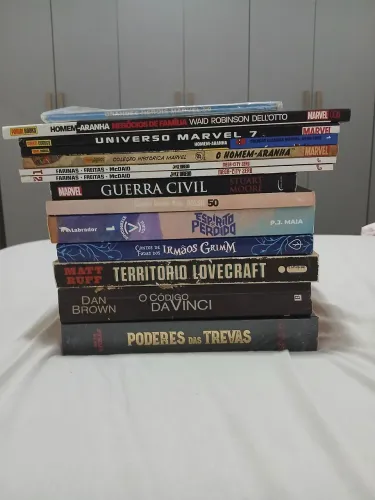 Livros e HQs pra venda ou trocas