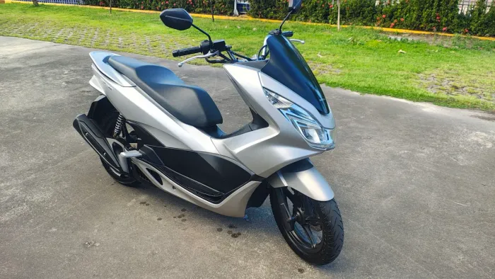 PCX ano 2017 completa único dono valor $: 12.500