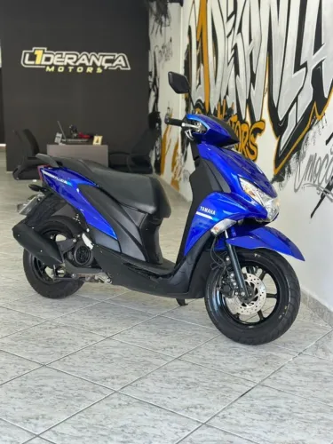 FLUO 125 ABS 2025