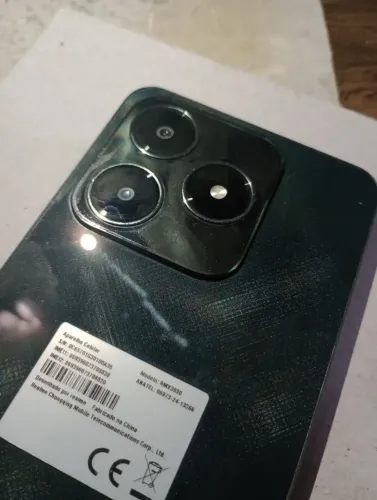 Smartphone Realme C61 RMX3930 - 256GB, 8GB RAM, Dual SIM, NFC, Tela 6.74