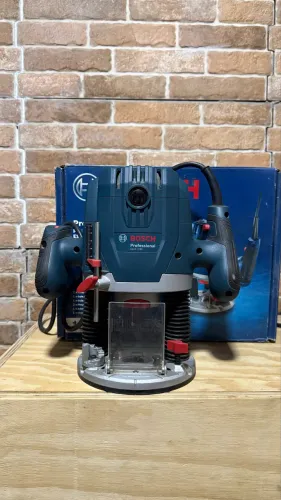 Tupia de Coluna 1300W 6mm GOF 130 Professional 127V Bosch