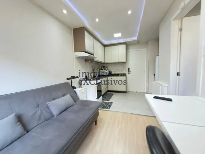 Apartamento mobiliado para alugar no Rebouças