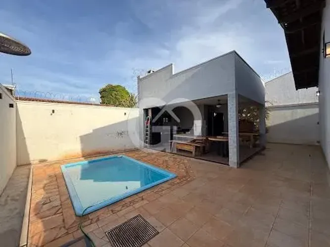 Casa de 3 quartos para venda no bairro Alvorada , com área gourmet e piscina