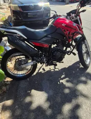 Crosser 150 S ano 2023 bem conservada.