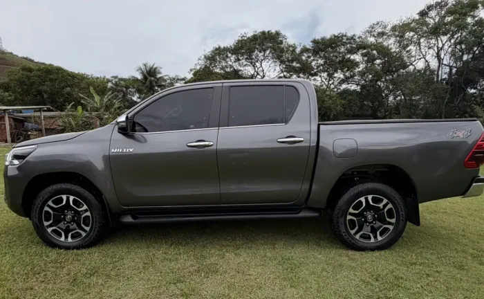 Toyota Hilux CD SRX 4X4 2.8 TDI 16V Diesel Aut. 2021