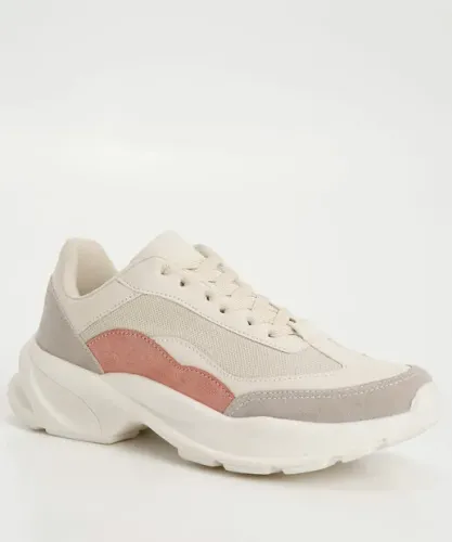Tênis feminino