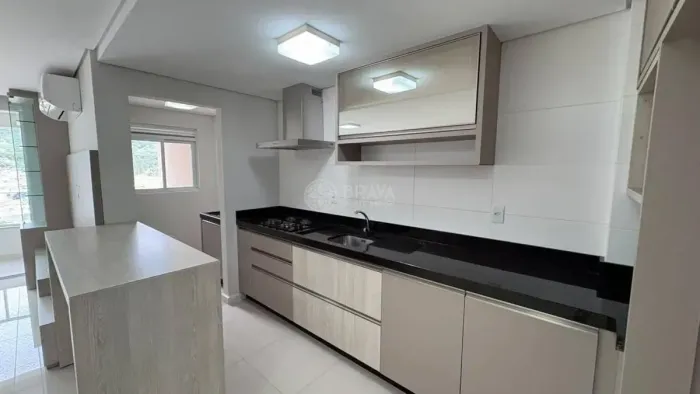 APARTAMENTO NO EDIFÍCIO LOGO DI GARDA - FAZENDA ITAJAÍ