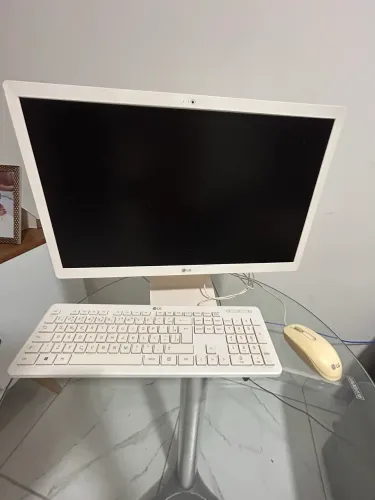 Vende-se Computador LG
