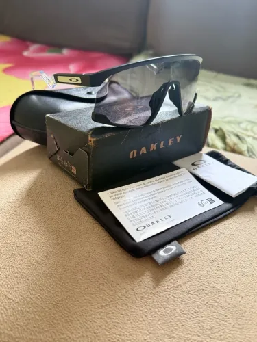 VENDO ÓCULOS DA OAKLEY  MODELO BXTR ORIGINAL  - NOVO NA CAIXA - COM GARANTIA-
