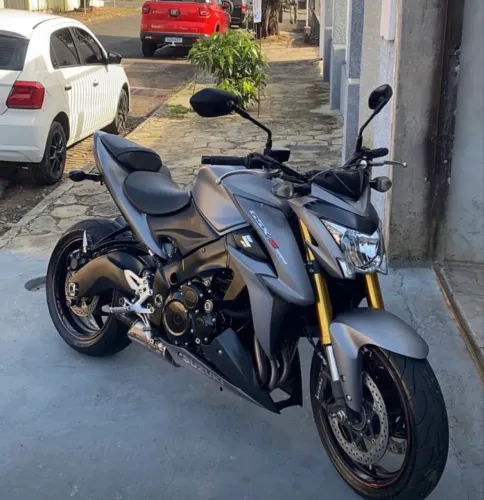 Suzuki GSX-S1000