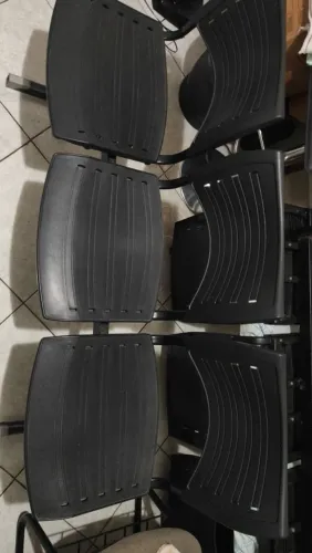 Longarinas com três lugares 