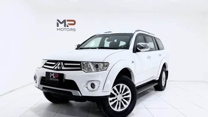 Mitsubishi Pajero Dakar HPE 3.2 4X4 T.I Dies 5P AUT 2015