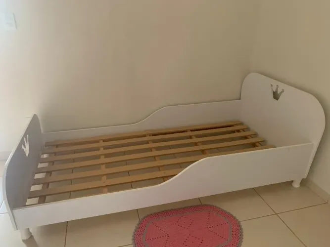 Cama de Solteiro 100% MDF para colchão 188cmx88cm Branca