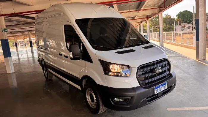 Ford Transit Furgão 2.0 Longo Turbo DIE Aut. 2026