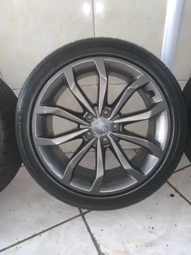 Vendo Rodas Audi A4 Aro 18 - Furação 5x112 - Com Pneus
