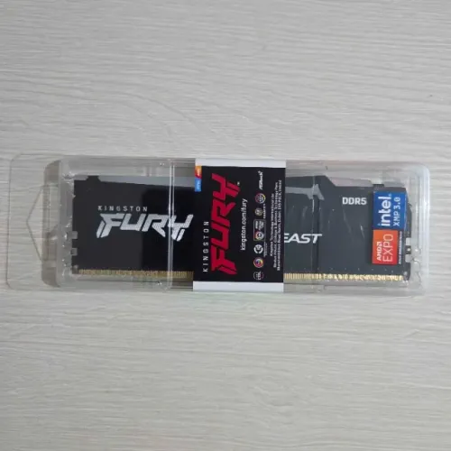 Memória RAM Kingston Fury Beast Expo, RGB, 8GB, 6000MT/s, DDR5, CL30, Preto